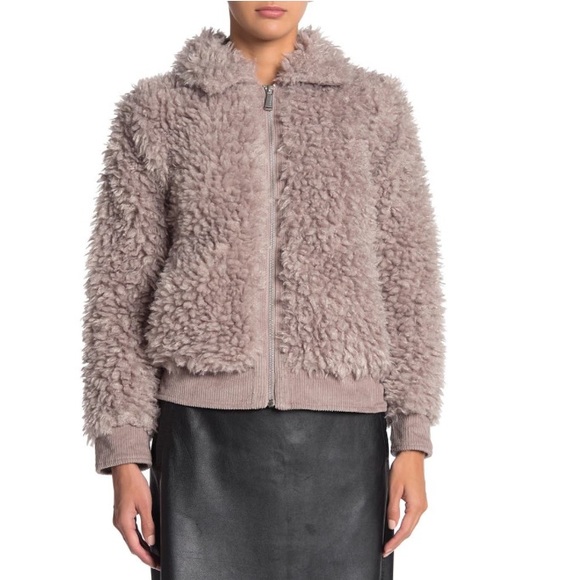 BCBGeneration Zip Front Faux Fur Jacket Size Large - Picture 2 of 8